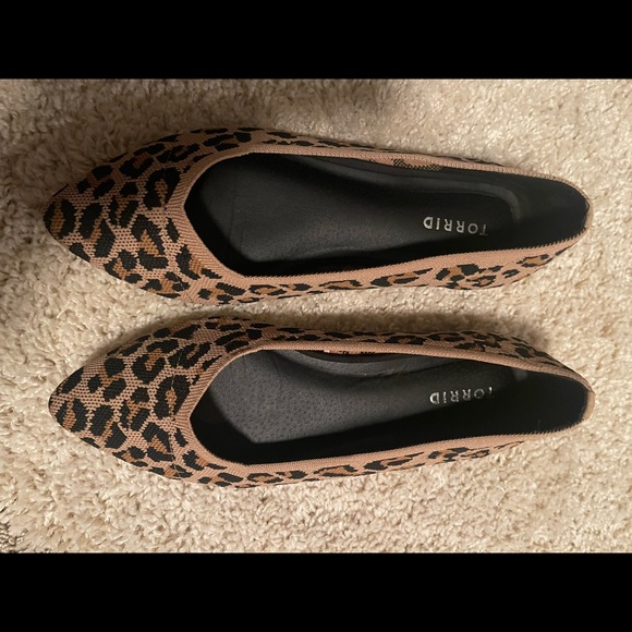 Torrid LEOPARD STRETCH KNIT POINTED TOE FLAT (WW) - Picture 9 of 11